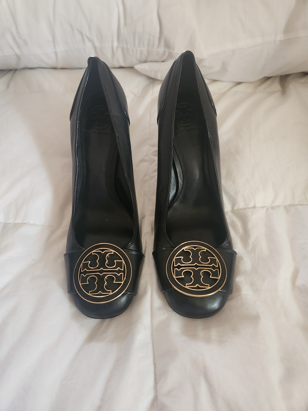 Tory Burch Black Leather Pumps
